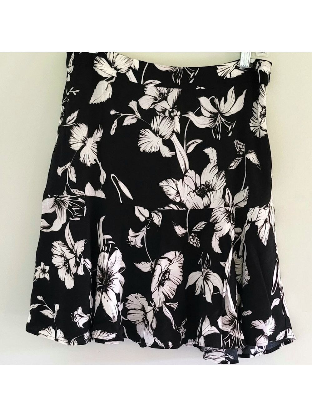 White House Black Market Floral Midi Skirt Size 8